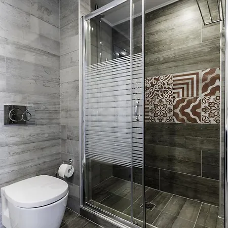 Serene With Swimming Pool In Villa Líndos