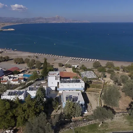 Serene With Swimming Pool In *