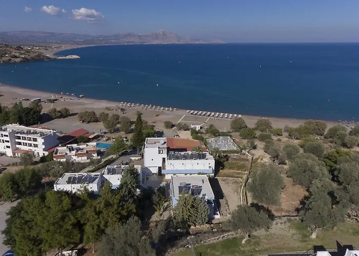 Serene With Swimming Pool In *